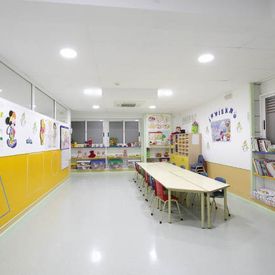 Escuela Infantil Los Robles mesas